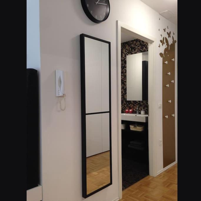 Gorgeous Central Flat With Garage Ljubljana Bagian luar foto