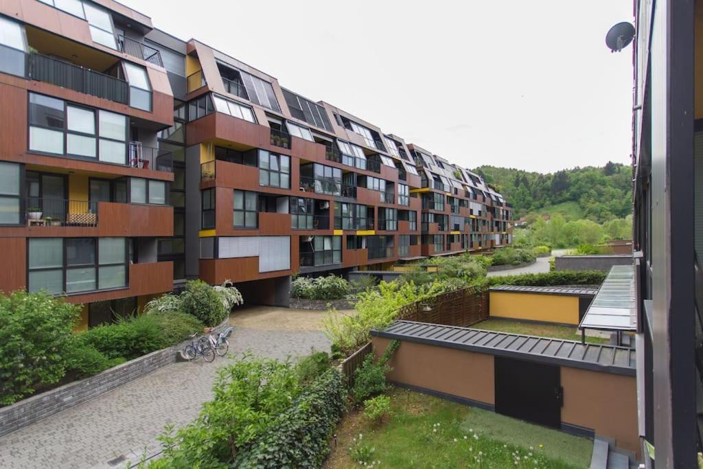 Gorgeous Central Flat With Garage Ljubljana Bagian luar foto